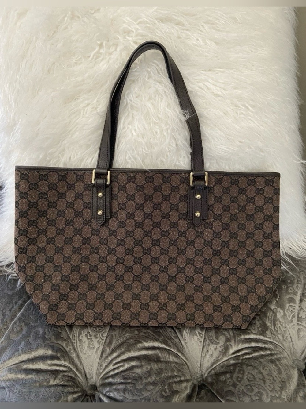 Authentic Gucci Wool Tote Bag Brown
GG Canvas - Picture 11 of 16